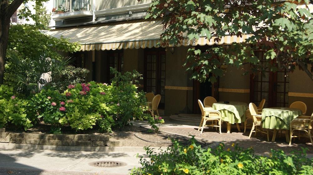 Hotel Milano Градо Екстер'єр фото