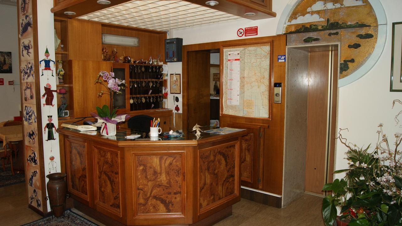Hotel Milano Градо Екстер'єр фото